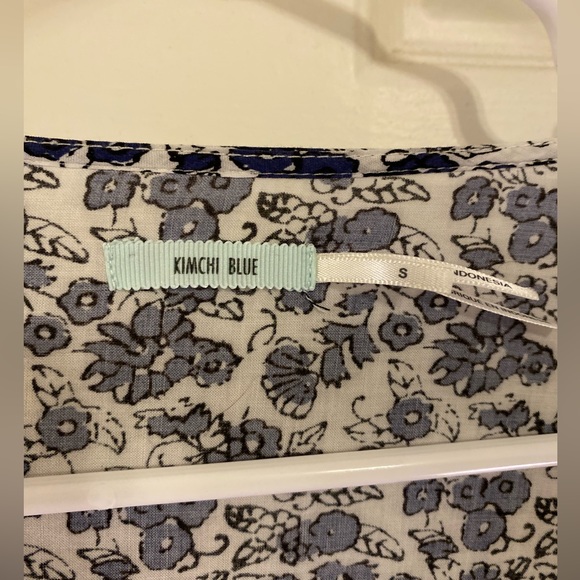 Kimchi Blue Bell Sleeve Floral Blouse - Picture 2 of 6